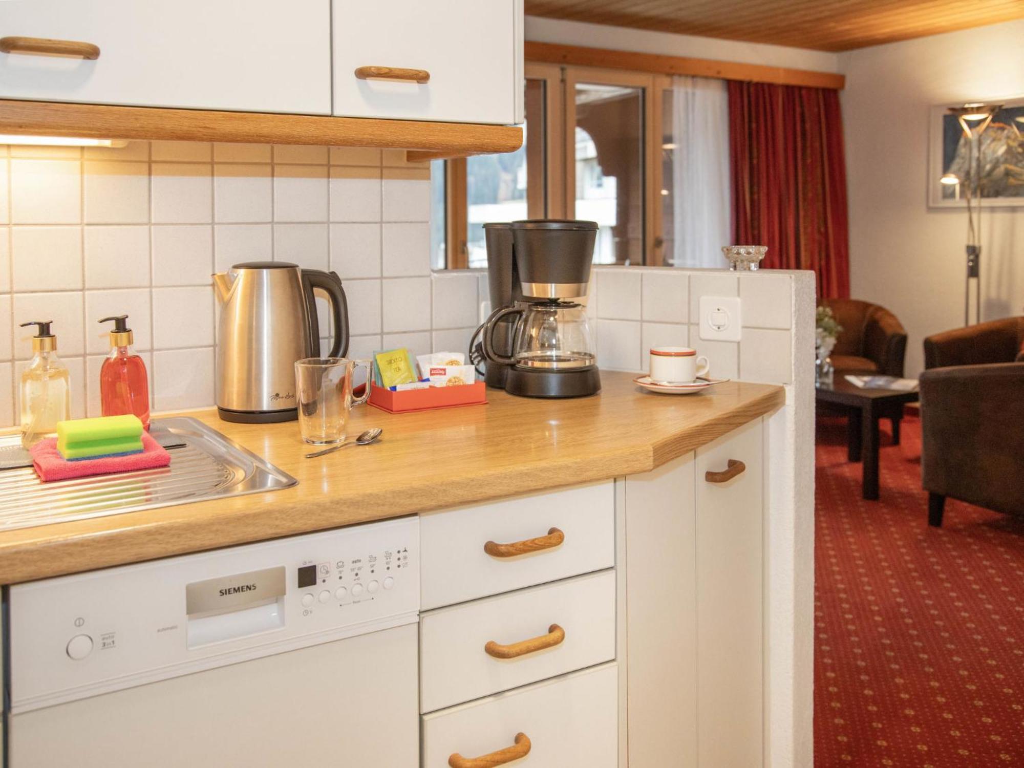 Apartment Chalet Abendrot Apartments-21 By Interhome 그린델발트 외부 사진